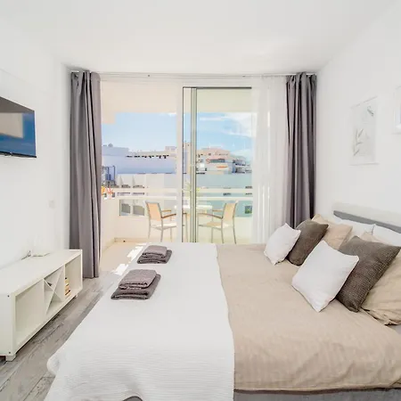 Modern Ponderosa, Americas *