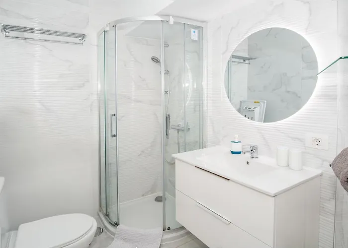 Modern Ponderosa, Americas * Costa Adeje (Tenerife)